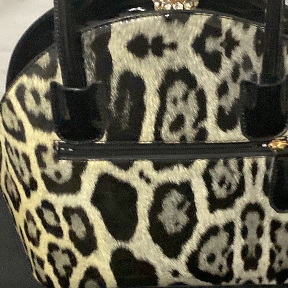 UNBRANDED MOB WIFE PURSE BIG STUDDED CLOSURE NEW SHOULDER STRAP Leopard Print - Picture 14 of 15